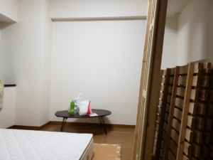 福岡市博多区　エコカラット　クロス貼替