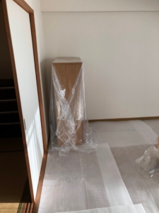 福岡市博多区　エコカラット　クロス貼替
