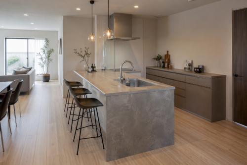 ペニンシュラキッチペニンシュラキッチンンが多くの人に選ばれる背景には、家事の効率と家族のコミュニケーションを両立できるメリットがあるからです。