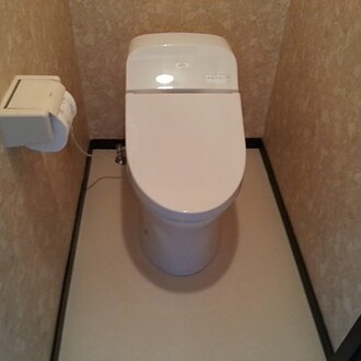 壁排水トイレをTOTO GGシリーズに交換！床材も一新して快適空間のイメージ