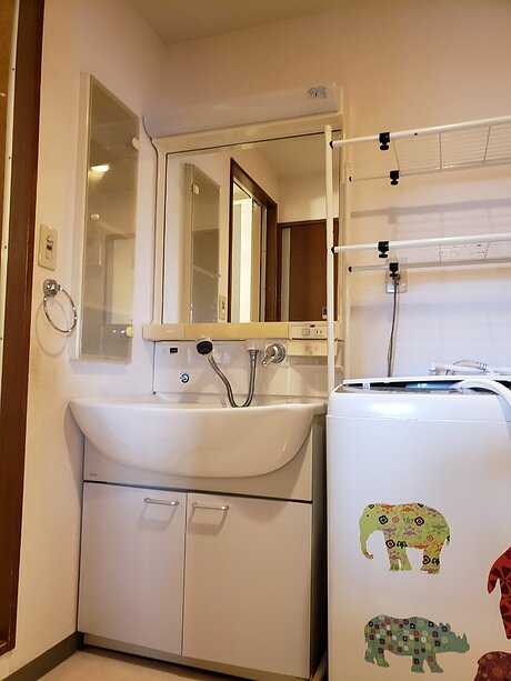 洗面台の交換リフォーム｜福岡市博多区在住のお客様のビフォー画像