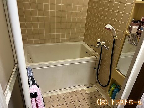 家族みんなが快適に使えるお風呂へ！リノビオVの浴室リフォームのビフォー画像