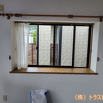 劣化した出窓床板をリフォーム｜飯塚市在住のお客様のイメージ