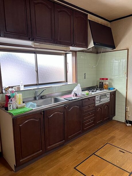 【糟屋郡篠栗町】スペース効率抜群なLIXIL〈シエラS〉壁付I型キッチンリフォームのビフォー画像