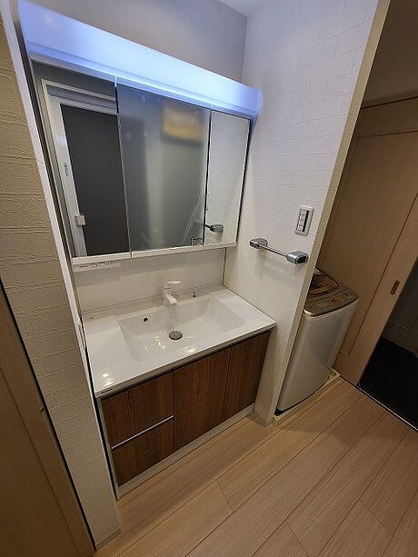【福岡市博多区】パナソニック〈シーライン〉でストレスフリーな洗面化粧台リフォームのアフター画像