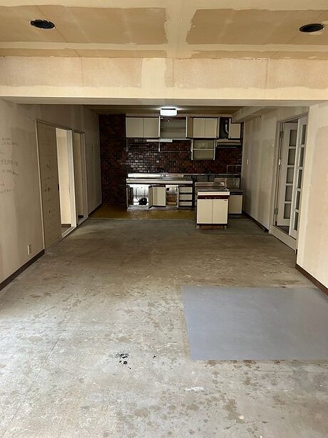 【福岡市中央区】リクシル〈シエラS〉壁付I型キッチンでインテリアに馴染むキッチンリフォームのビフォー画像