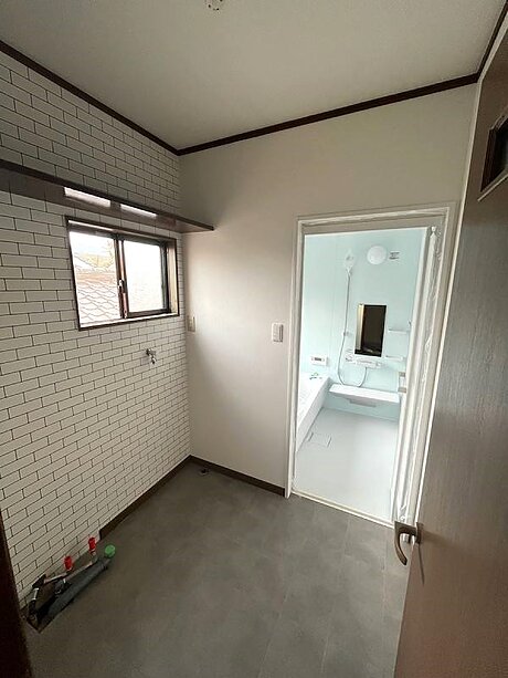【福岡県飯塚市】ＴＯＴＯ〈サザナ〉オシャレな浴室・脱衣所リフォームのアフター画像