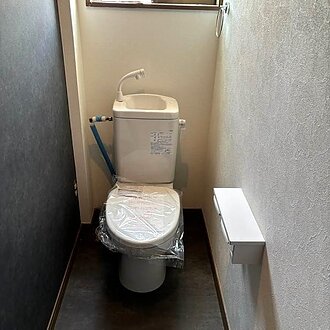 ダイワ化成〈ＦＺ４００－Ｈ１７〉落ち着く空間トイレリフォームのイメージ