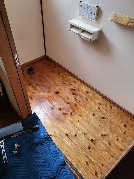 ＺＪ２手洗い付トイレリフォームのビフォー画像