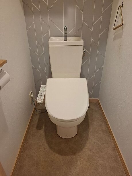 【糟屋郡粕屋町】ＴＯＴＯ〈ピュアレストＱＲ〉使い勝手抜群でオシャレなトイレリフォームのビフォー画像