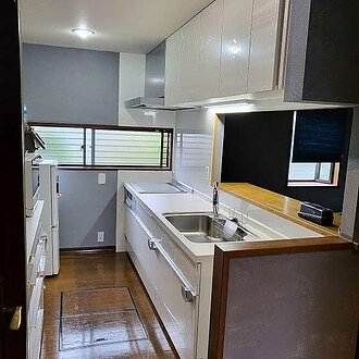 【糟屋郡宇美町】LIXIL〈シエラＳ〉ホワイトの清潔感漂うキッチンリフォームのイメージ