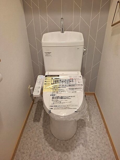 【糟屋郡粕屋町】ＴＯＴＯ〈ピュアレストＱＲ〉使い勝手抜群でオシャレなトイレリフォームのアフター画像