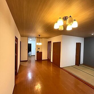 【糟屋郡志免町】リビング天井を木目調へリフォームのイメージ