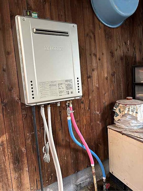 ガス給湯器〈エコジョーズ〉でより快適入浴が可能に！のビフォー画像
