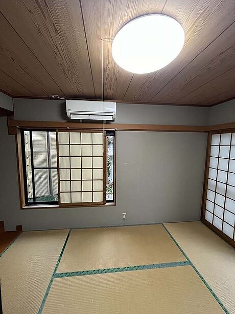 和室クロス張り替えリフォームのビフォー画像