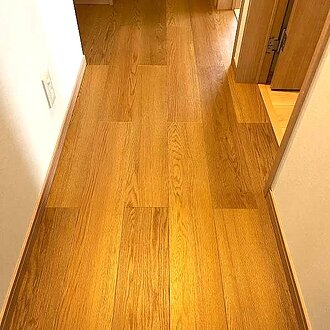 フロアタイルで耐久性＆デザイン性抜群の床リフォームのイメージ
