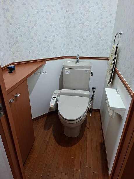 清掃性と快適性を追求したパナソニック〈アラウーノ〉のビフォー画像