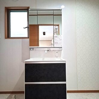 洗練されたデザインと機能性を兼ね備えた洗面のイメージ