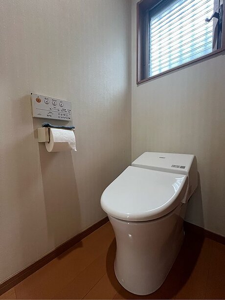 清掃性と節水性に優れたトイレのビフォー画像