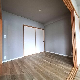 全室フロアタイル＋襖貼り替え＋クロスリフォームのイメージ