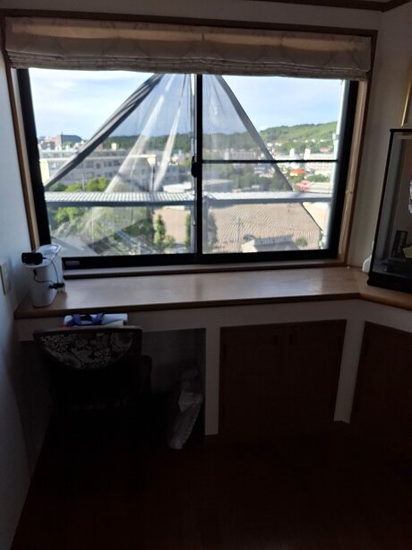 快適性と断熱性を高めた、YKK内窓「ウチリモ」設置リフォームのビフォー画像