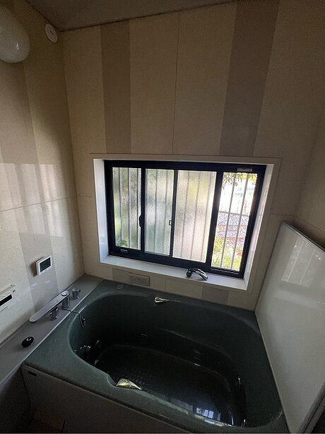 上質な癒し空間へ生まれ変わった、TOTOシンラの浴室リフォームのビフォー画像