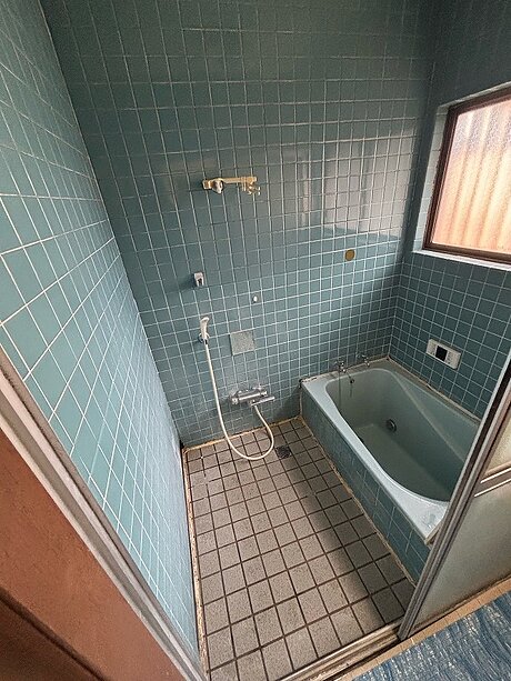 タイル浴室をユニットバスへ一新のビフォー画像