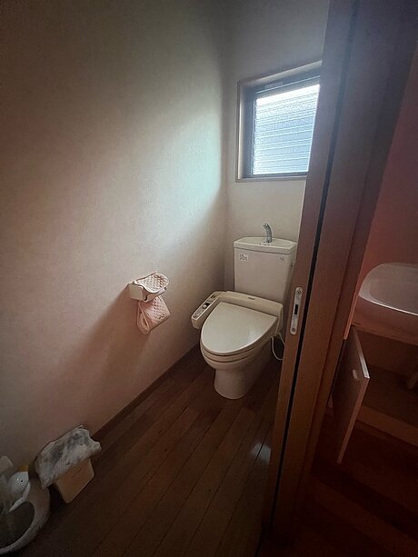 TOTOピュアレストQRで清潔感あふれる空間へのビフォー画像