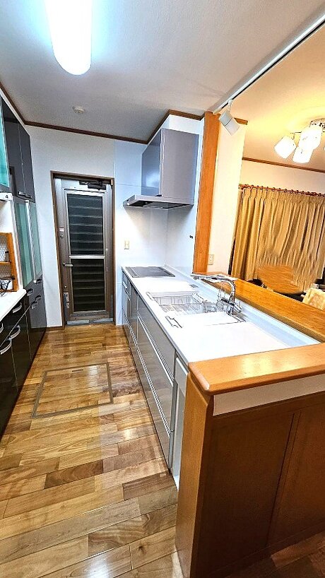 ホーローシステムキッチン「トレーシア」へ交換のアフター画像