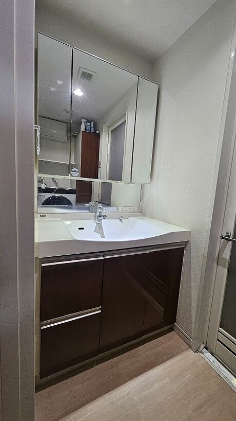 パナソニックCXシリーズで使いやすい洗面化粧台へリフォームのビフォー画像