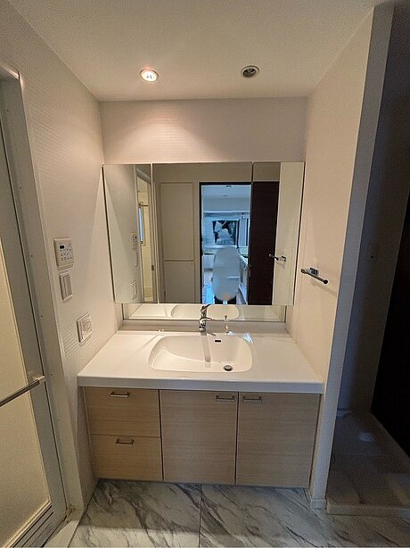 ファミーユでおしゃれ＆快適空間へのビフォー画像