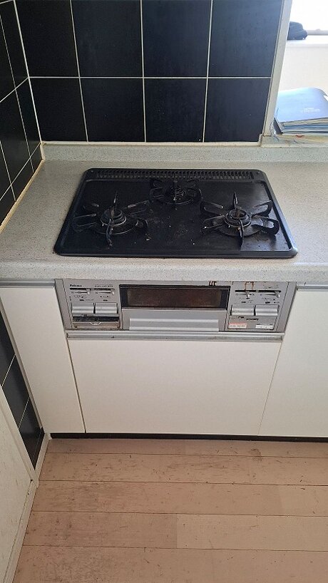 安心・快適なキッチンへリフォームのビフォー画像