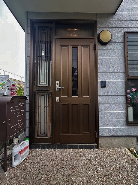「リシェント」断熱仕様K4で快適な玄関へのビフォー画像