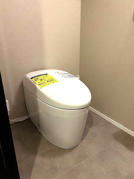 トイレ交換でホテルライクな空間へのアフター画像